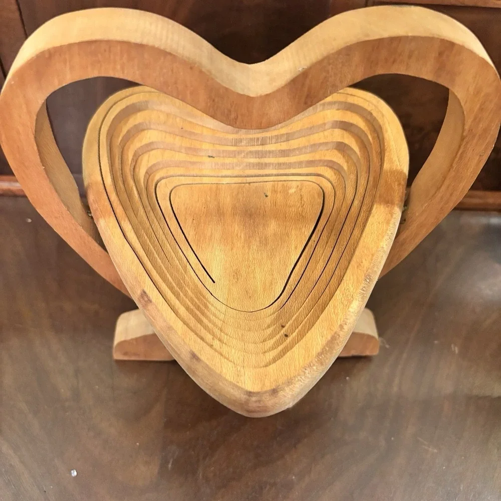 Handmade Collapsible‎ Heart Wooden Basket Bowl Trivet Folding Fruit Bread Decor